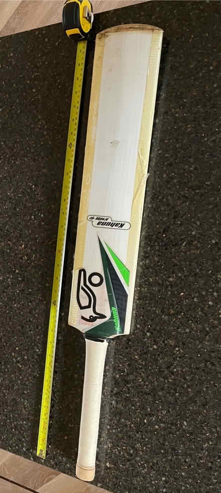 Photo of free Cricket bat (Fernhill BL9) #1