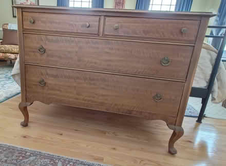 Photo of free Antique Dresser (River Edge, NJ) #1