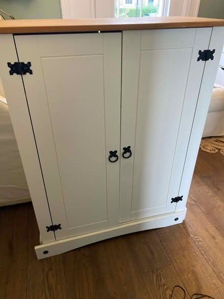 Photo of free Large cupboard with shelves (N1 De Beauvoir Town) #1