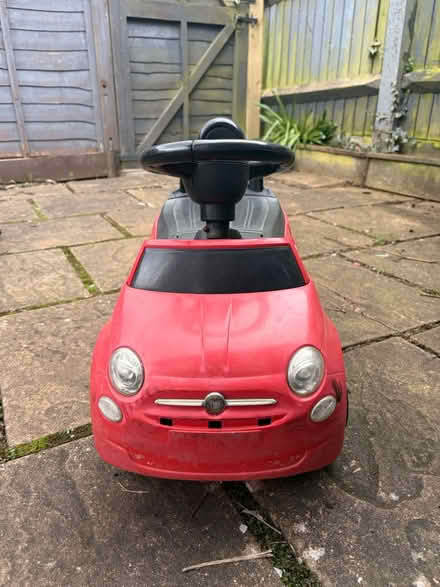 Photo of free Kids ride on Fiat 500 car (CR0) #2