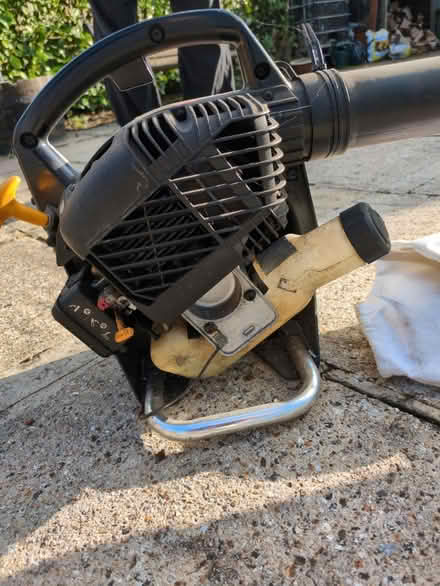 Photo of free Ryobi Leaf Blower (Calmore SO40) #2
