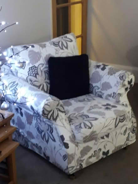 Photo of free Plumbs 3piece suite loose covers (Wirral) #1