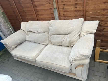 Photo of free Cream color 2 and 3 seaters sofas (Monkwick CO2) #2