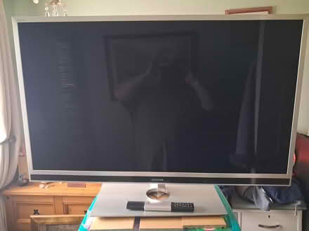 Photo of free 42" Toshiba tv (Brotton TS12) #1
