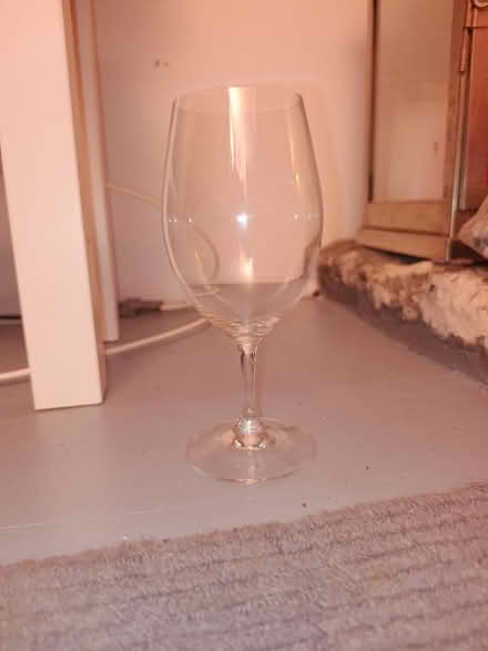Photo of free 10 Fine Wine Glasses (Bruntsfield EH10) #2