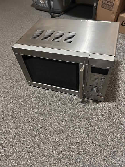 Photo of free Baumatic microwave oven (Camberley GU152) #2