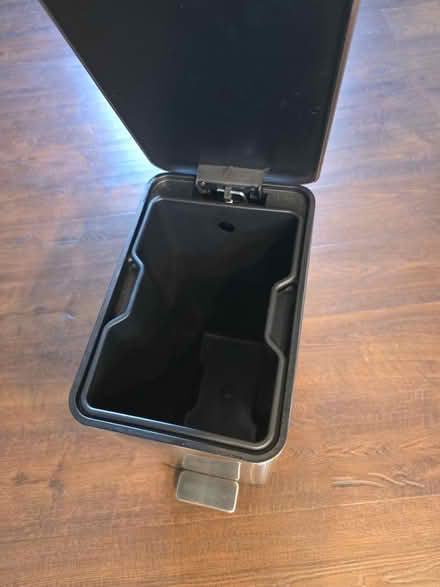 Photo of free Small Trash Bin (Millersville) #2