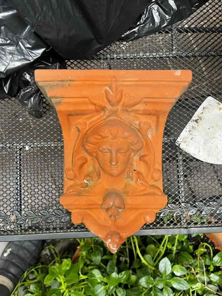 Photo of free wall hanging plant pot (Holland Park W11) #2