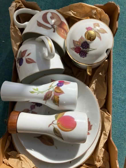 Photo of free Tea set for 2 (Malvern WR14) #1