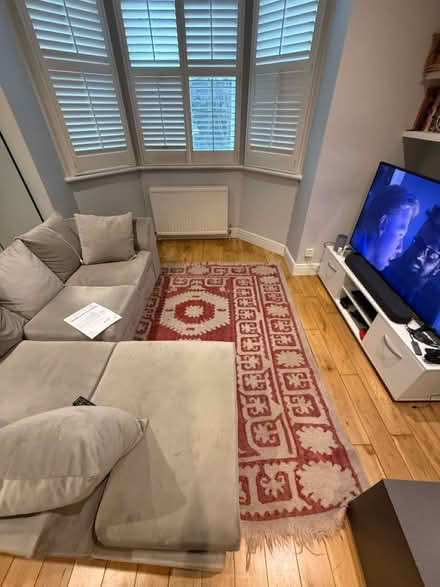 Photo of free L shaped corner sofa, grey - Putney (Sw15 2lf) #2