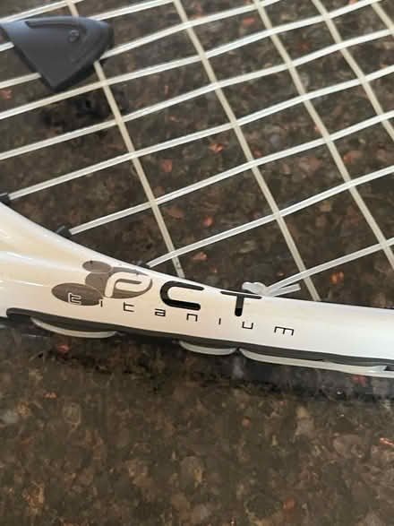 Photo of free Head tennis racket (Fernhill BL9) #3