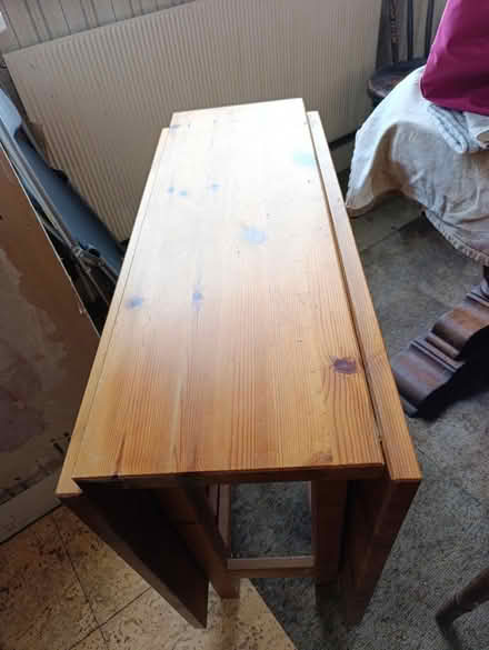 Photo of free Fold out table (Northwood HA6) #1