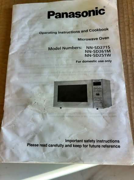 Photo of free Microwave oven (Lindfield RH16) #1