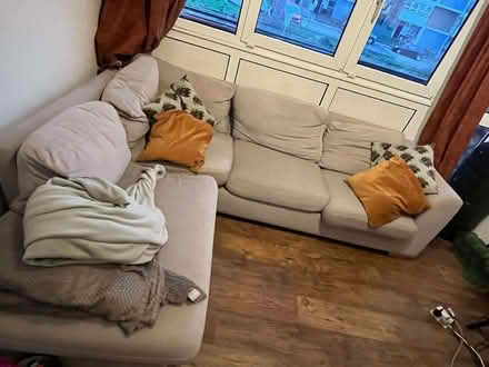 Photo of free Corner Sofa (Southfields SW19) #2