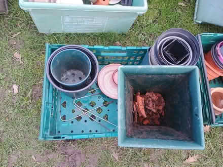 Photo of free Plant pots (Farnham Common SL2) #2