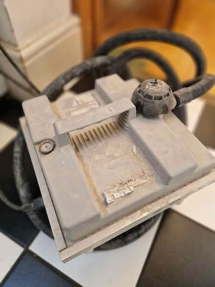 Photo of free Wallpaper Steamer (Cutteslowe OX2) #1