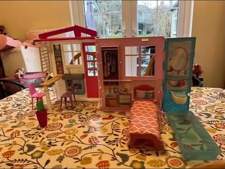 Photo of free Barbie House and accessories (Emscote Mill CV34) #1