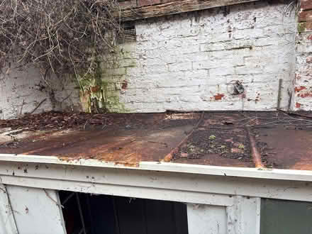 Photo of free Metal garden shed (Abingdon OX14) #3