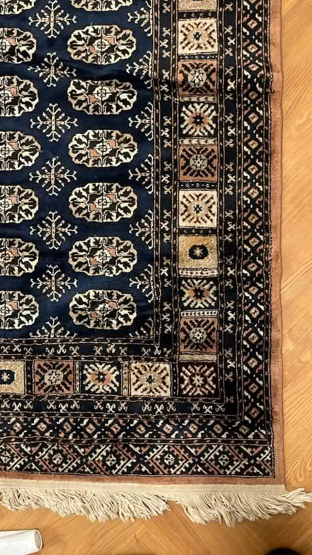 Photo of silk carpet 145cm x 210cm approx. (Holland Park W11) #1