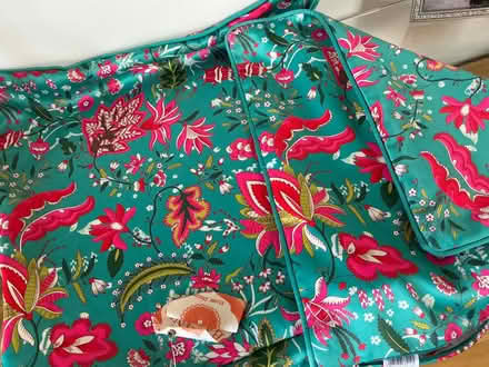 Photo of free 2 turquoise pink pattern cushion covers Grand Bazaar (BT10) #1