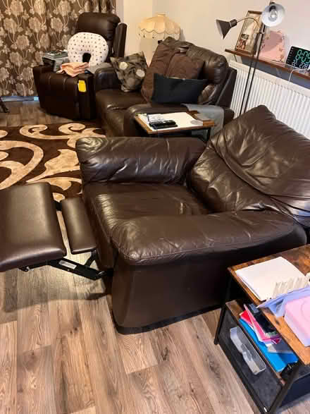 Photo of free leather electric recliner chair (LU2) #3