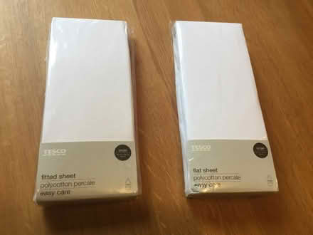 Photo of free Single flat sheets (Berkhamsted HP4) #1