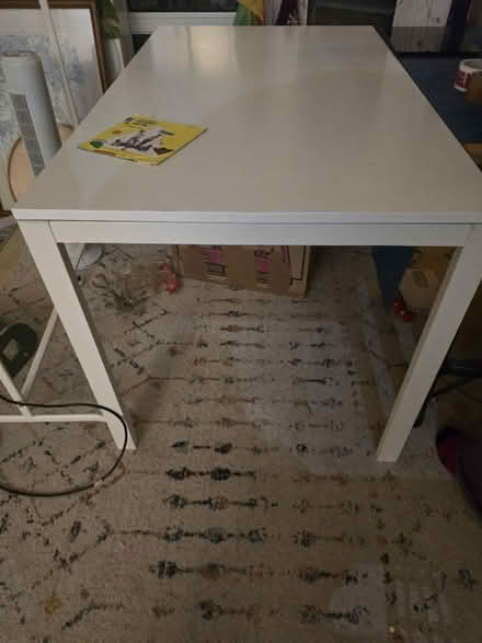 Photo of free White desk (E14) #1