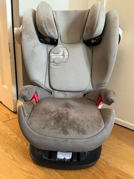 Photo of free Cybex isofix carseat (New Marston OX3) #1