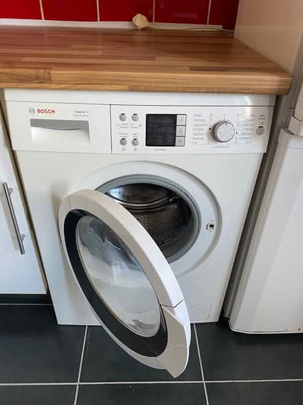 Photo of free Bosch Washing machine (Streatham) #1