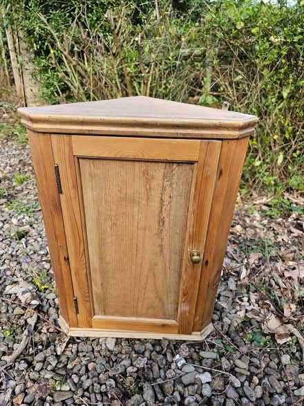 Photo of free Corner cabinet (Mortimers Cross HR6) #1