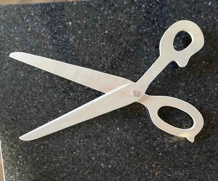 Photo of free Wooden scissors for wall (Fernhill BL9) #4