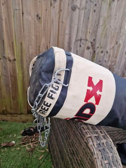 Photo of free Punch bag with hanging chain (BN2) #2
