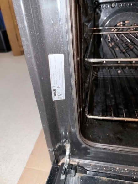 Photo of free Zanusi built in oven (Boughton Monchelsea ME17) #3