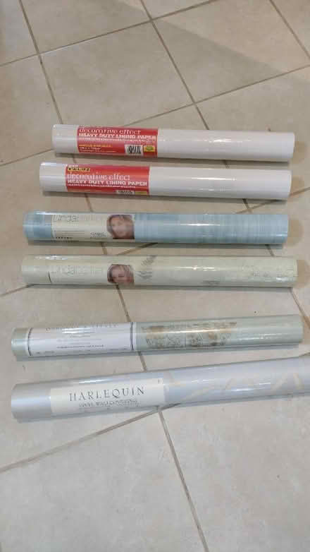 Photo of free Wallpaper (Wilstead MK45) #1