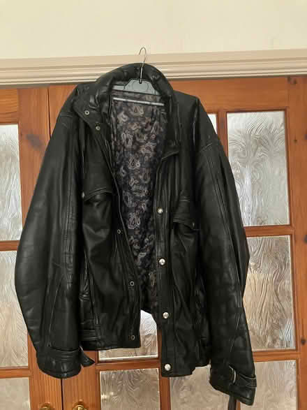 Photo of free Men’s Leather jacket size m (Rothley LE7) #2