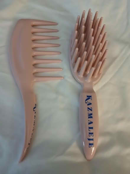 Photo of free Comb and brush set for curly hair (Cheverly, MD) #1