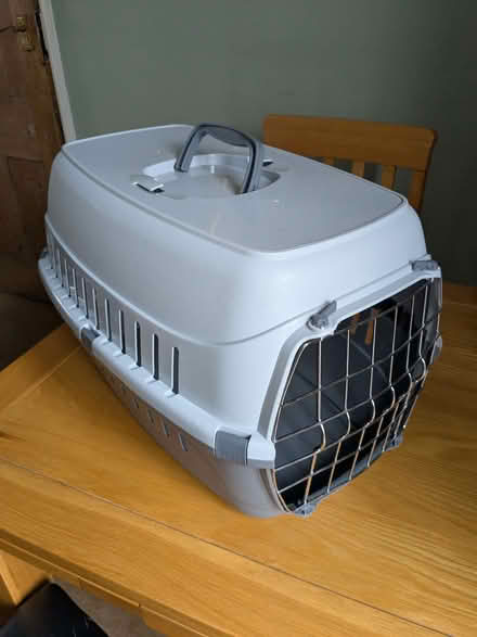 Photo of free Pet carrier (Wimbledon SW19) #2