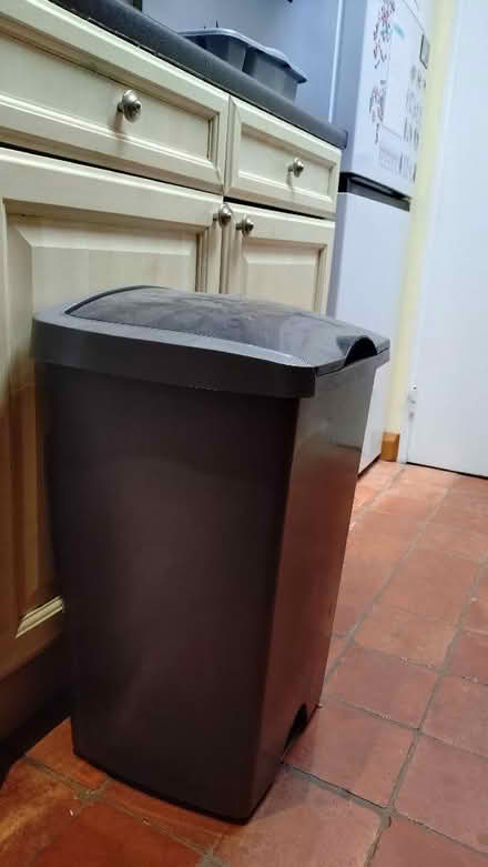 Photo of free Kitchen bin (Two Waters HP3) #1