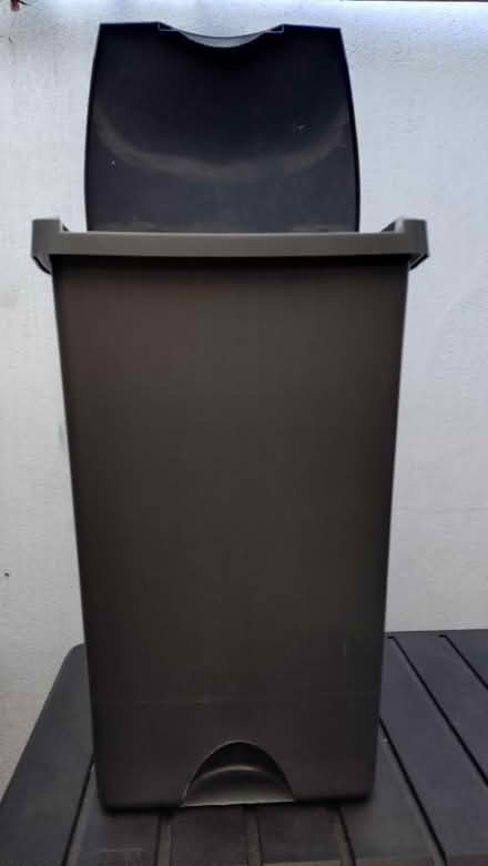 Photo of free Kitchen bin (Two Waters HP3) #3