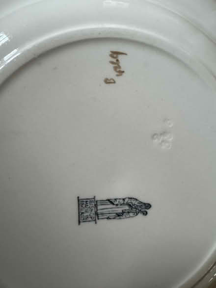Photo of free Carlton ware bowl & 2 plates (Southsea PO4) #3