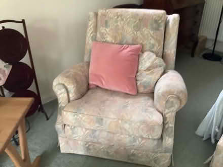 Photo of free Settee and chairs (Three bridges RH10) #1