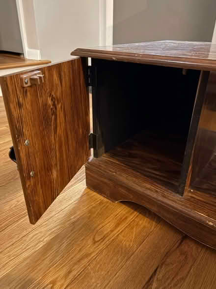 Photo of free Coffee Table (Arlington Near Stratton) #3