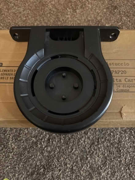 Photo of free Round Shelf for speaker (Finsbury Park N7) #1