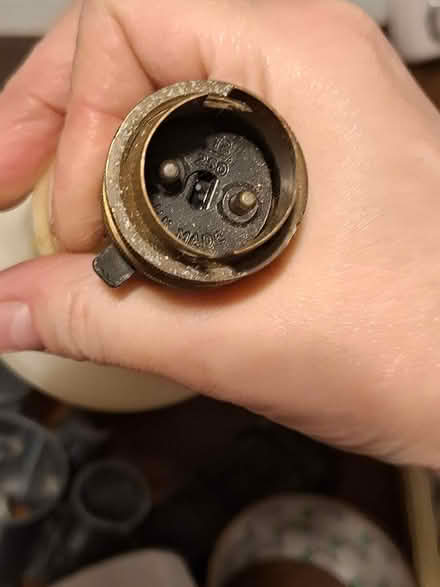 Photo of free Vintage marble lamp (BR3 Beckenham Rd tram stop) #2