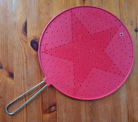 Photo of free Splatter guard, for frying (Roath CF24) #1