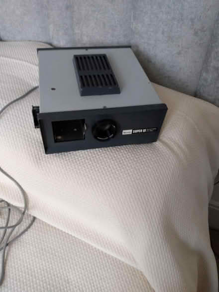 Photo of free Vintage projector (noble park epsom surrey KT19) #2