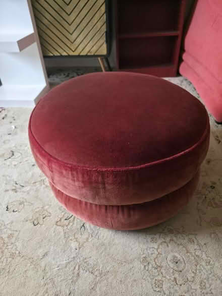 Photo of free Red circular pouffe (Swindon Village GL51) #3
