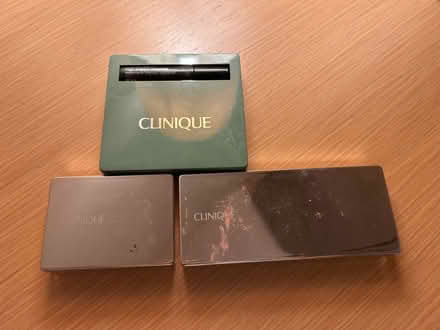Photo of free Clinique eyeshadow sets (Barkham RG41) #2