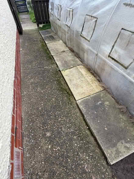 Photo of free 6 Concrete Paving Slab Flag 900×600 × 50mm (Nafferton YO25) #1