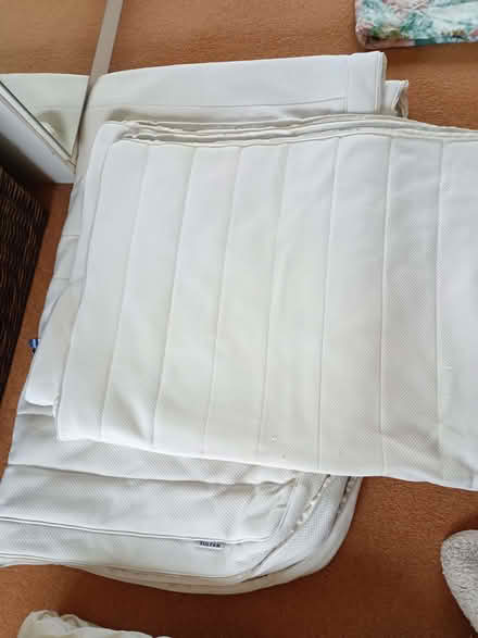 Photo of free Mattress topper cover, double (Chalvington BN27) #1